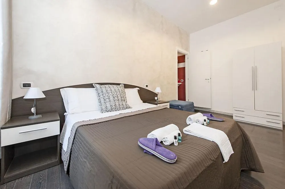 Rose & Tulip Hotel Rome 0*,  Italy